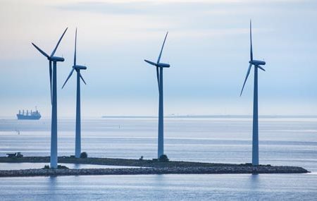 Denmark plans the construction of two big energy islands to meet 2030 climate target