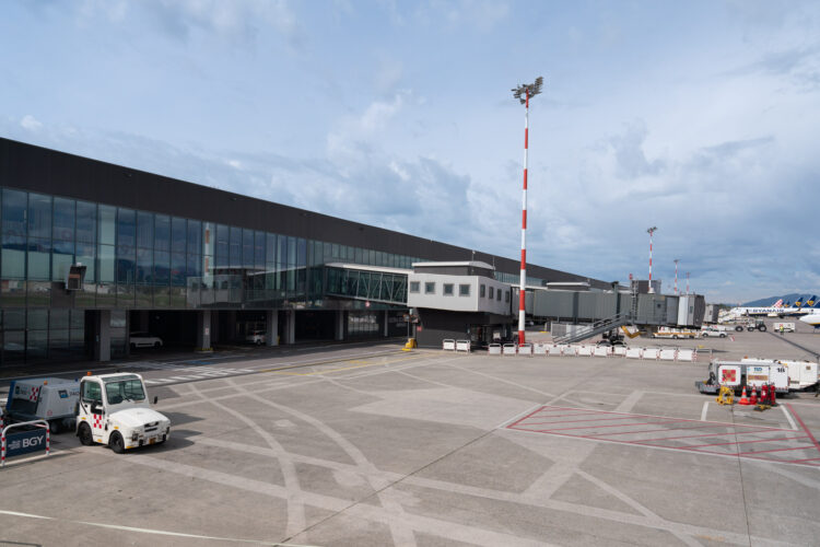 Esterno terminal Airside2