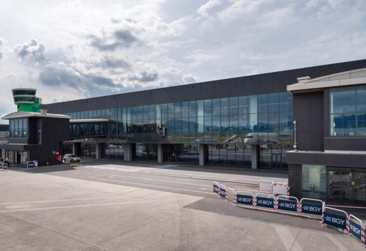 Esterno terminal Airside4